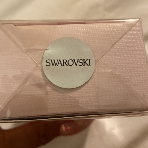 Aura by Swarovski - Picture 4 of 5
